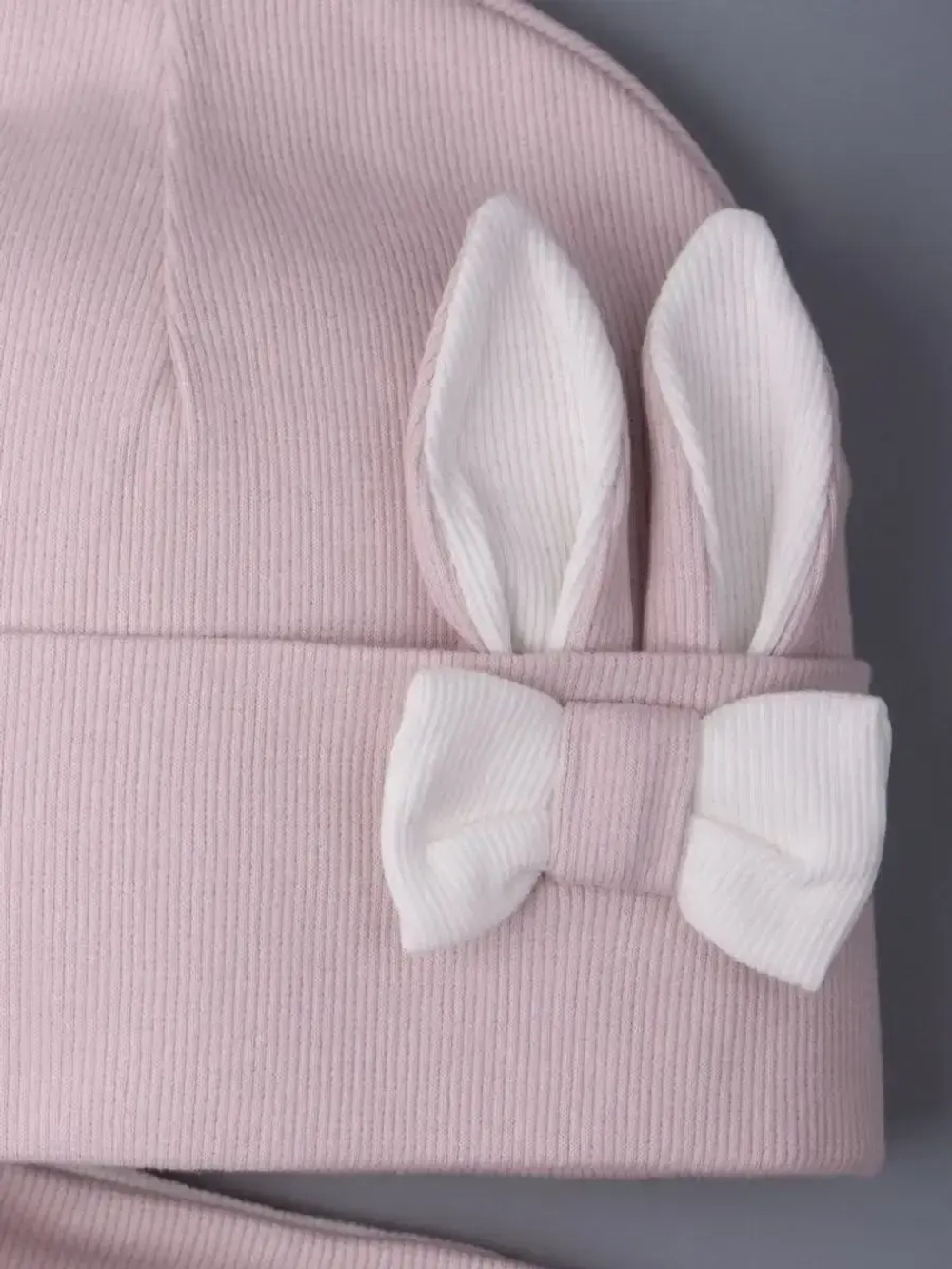 Шапка и снуд для малышей на осень