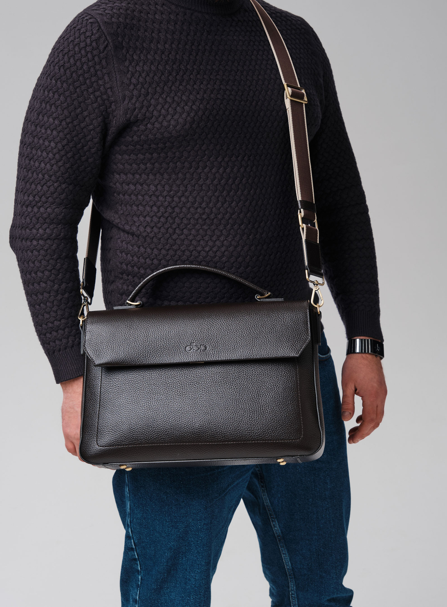 Мужская кожаная сумка Levi DBR 7115 темно-коричневый