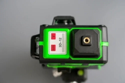 Лазерный уровень/нивелир Hilda 3d 12 линий 360 градусов с магнитным креплением