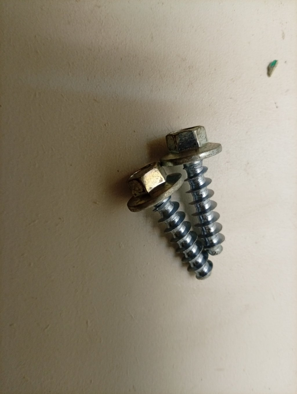 GOY1054L кт48 Крепеж и хомуты для стиральной машины Candy GOY1054L б/у