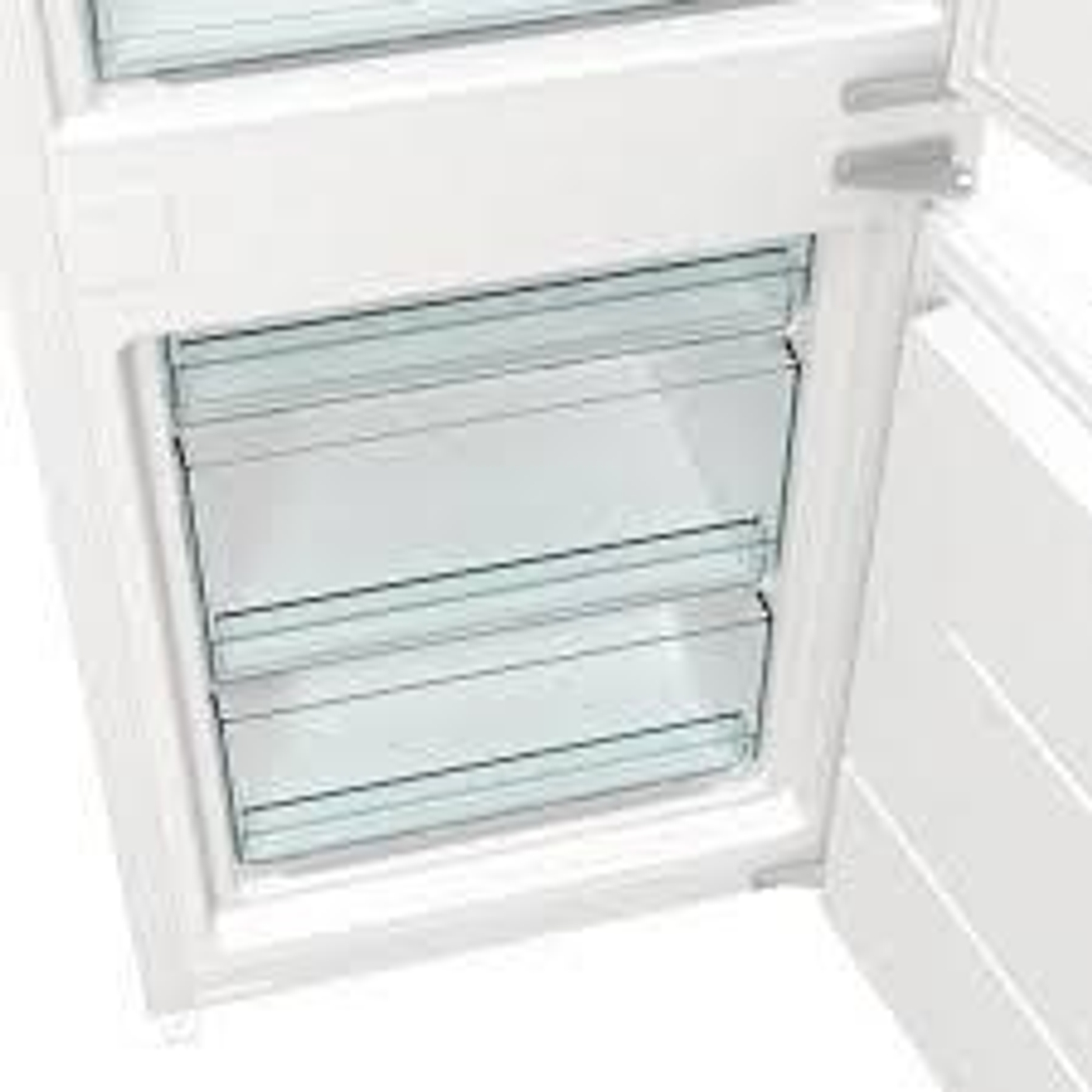 Ящики морозильной камеры холодильника Gorenje.