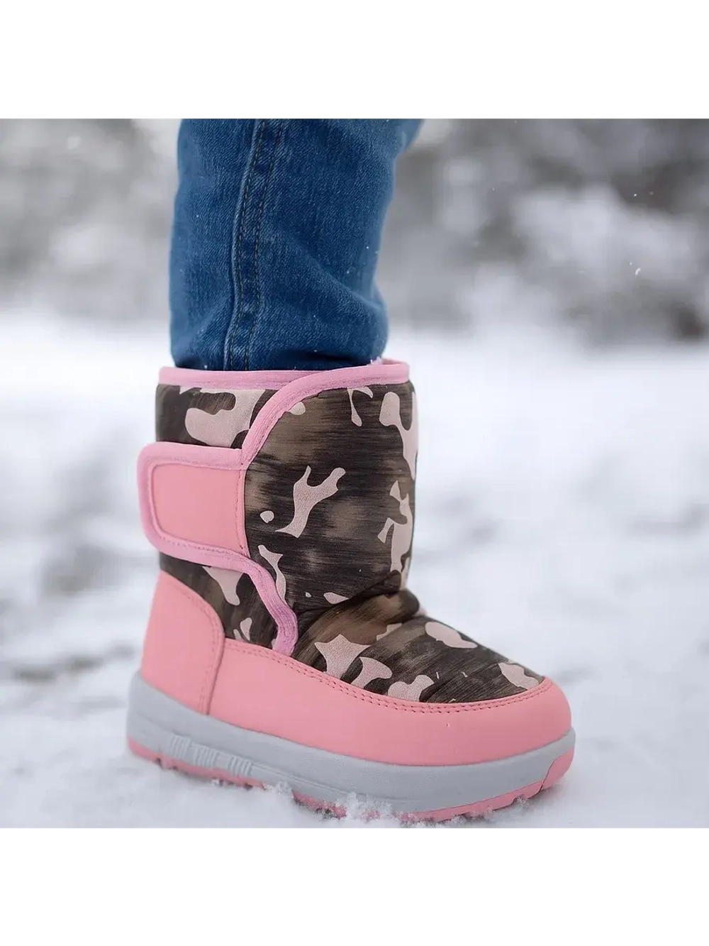 Дутики для девочки зимние.