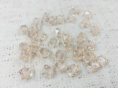 Бусины пришивные граненые акриловые, d 12 мм, бледно-бежевый