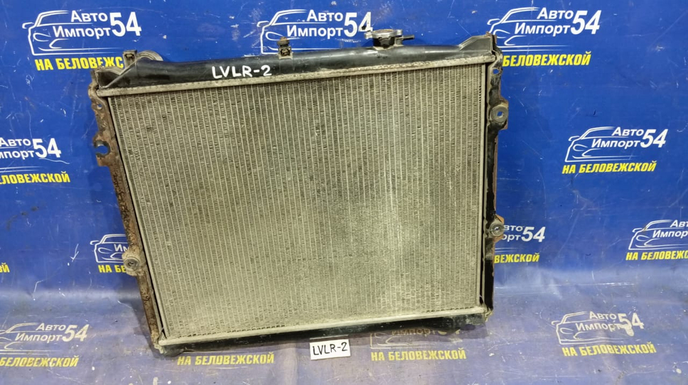 Радиатор двигателя MAZDA MPV 1996