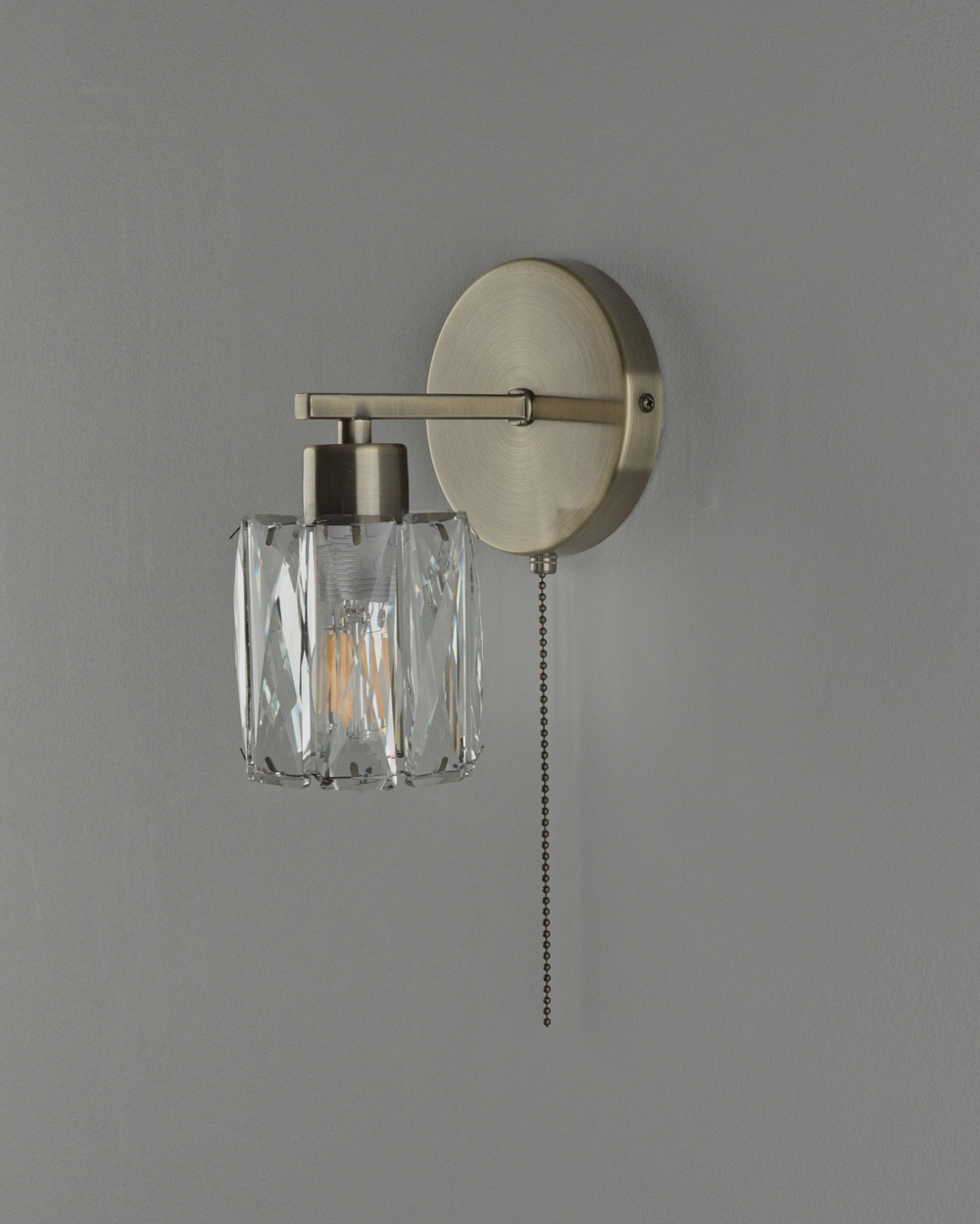 Светильник настенный Moderli V11710-1W Prismique