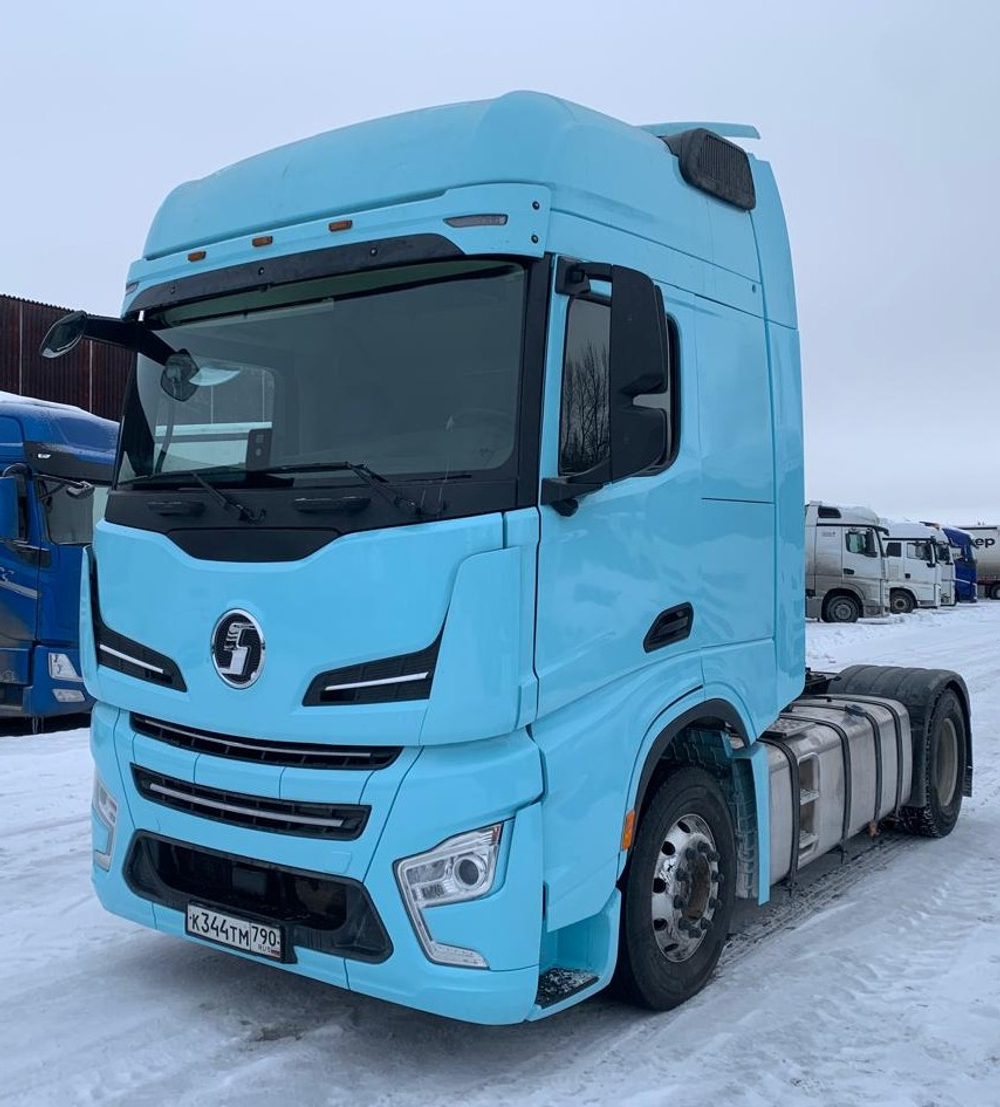 Shacman (Shaanxi) SX* 4x2 Седельный тягач SX4188YY381 (Дизельный, 12,5 л, 473 л.с., МТ)