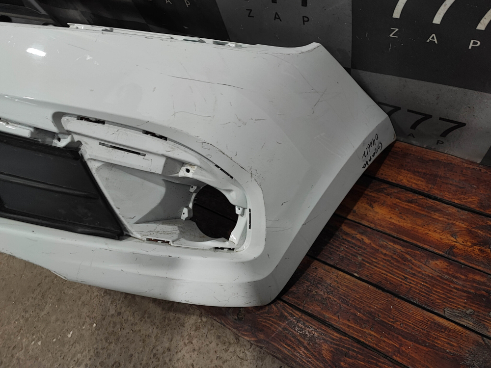 Бампер передний LADA Granta 18-нв Б/У Оригинал 8450103785