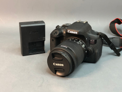 Canon 750D Kit 18-55mm IS STM 3500 кадров