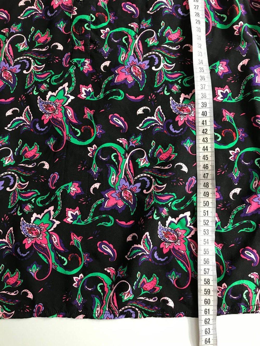 Блузка MOHITO яркая и приятная, из вискозы 44 размер