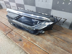 Фара левая Matrix LED Volkswagen Touareg 3 18-нв Б/У Оригинал 761941113