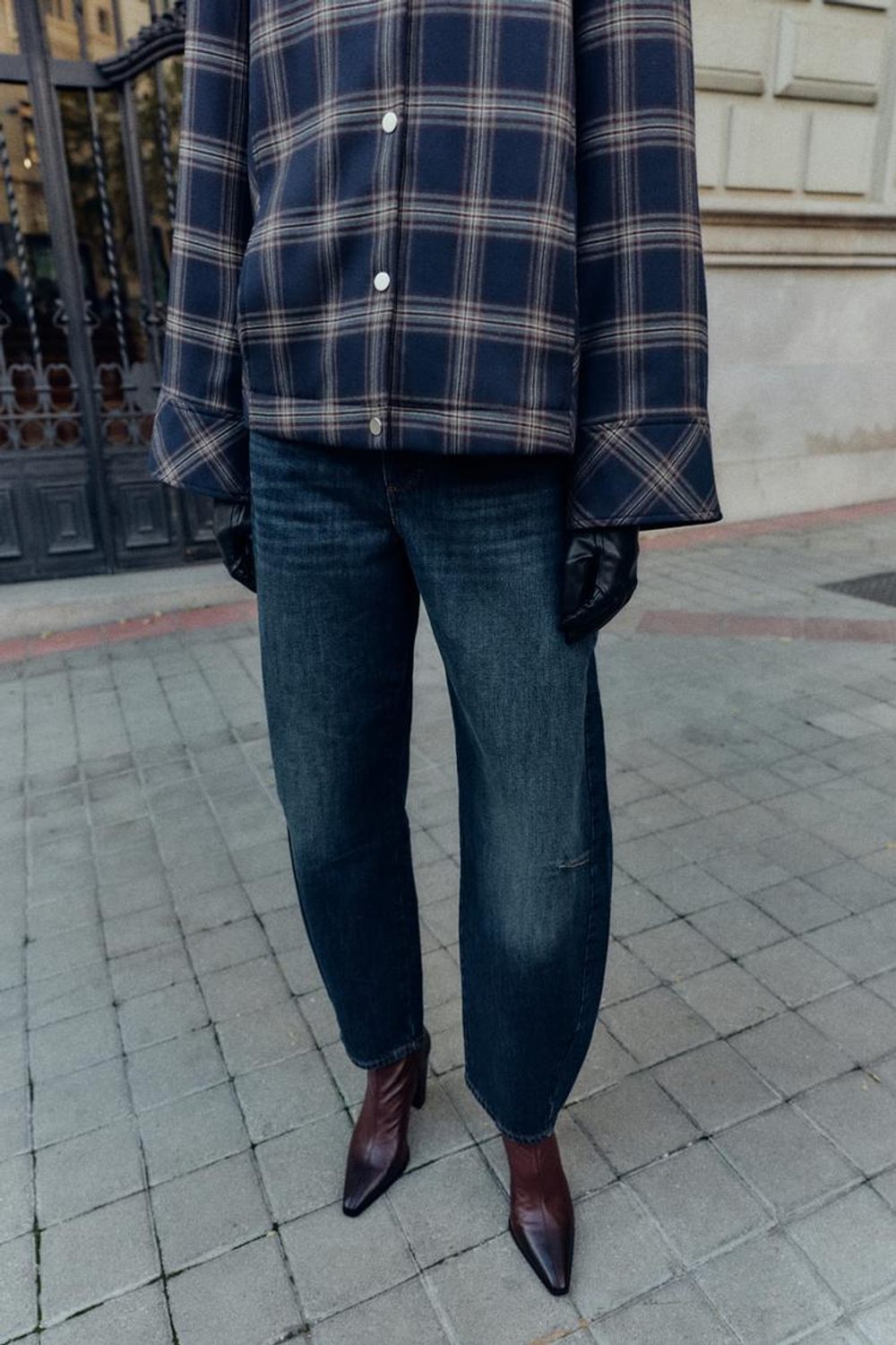 ZARA КОЖАНЫЕ БОТИЛЬОНЫ НА ВЫСОКОМ КАБЛУКЕ В КОВБОЙСКОМ СТИЛЕ, БОРДОВО-КРАСНЫЙ