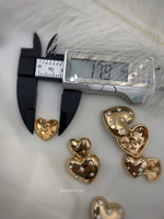Пуговицы сердечки золотые со стразами