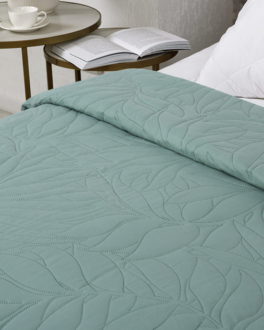 Покрывало на кровать, стеганое, поплин с размерами 215х220