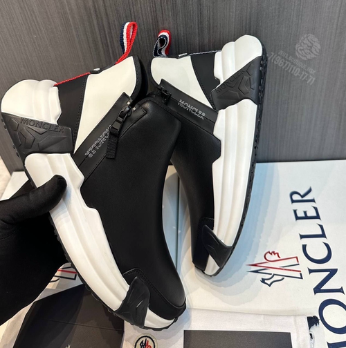 Кроссовки Moncler