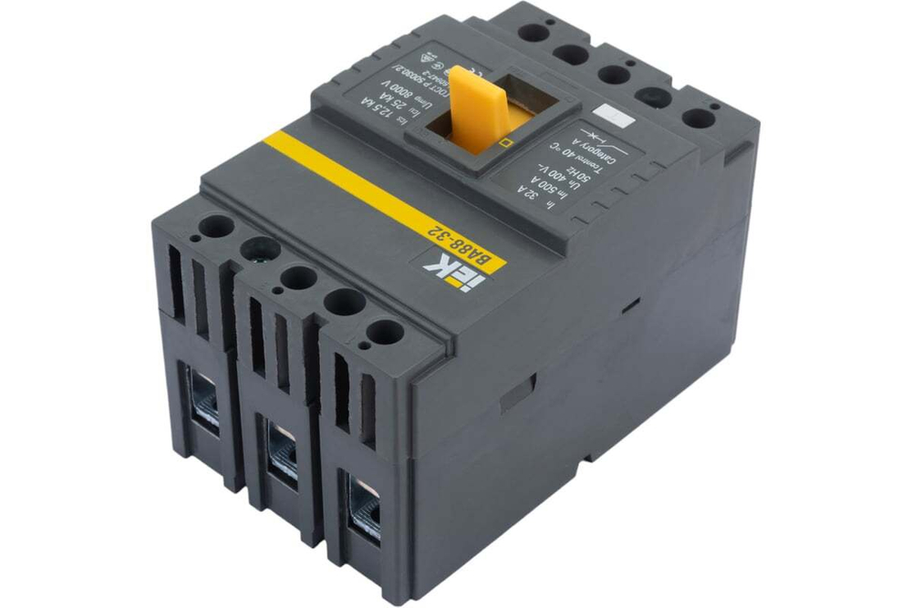 Выключатель автоматический ВА88-32 3Р 32А 25кА IEK