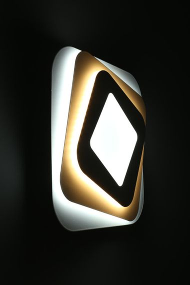 Настенный светодиодный светильник Omnilux Verres OML-07601-29