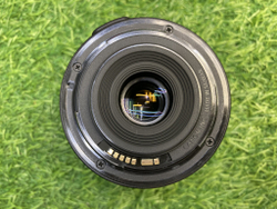 Canon 1100D kit 18-55 (75 кадров) Покупка/Продажа