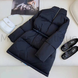 Женский удлиненный пуховик Prada Re-Nylon с голубым подкладом