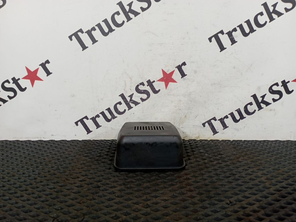 Крышка камеры лобового стекла 2023г.