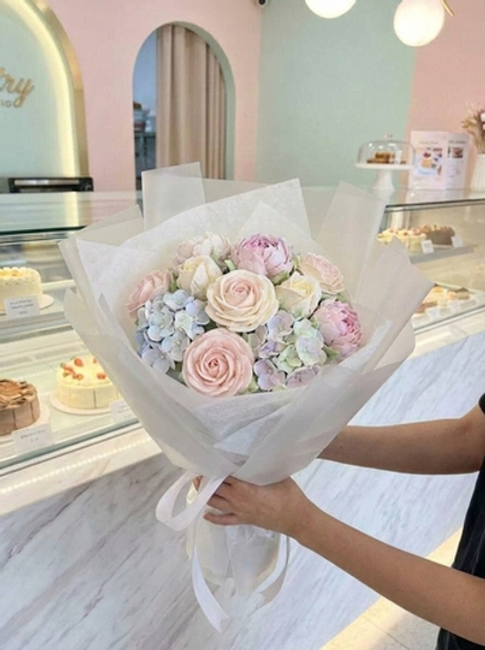 ФУД БУКЕТ Цвет: прозрачная матовая пленка + белая пленка + тишью