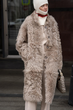 Двустороннее пальто-дубленка Tigrado