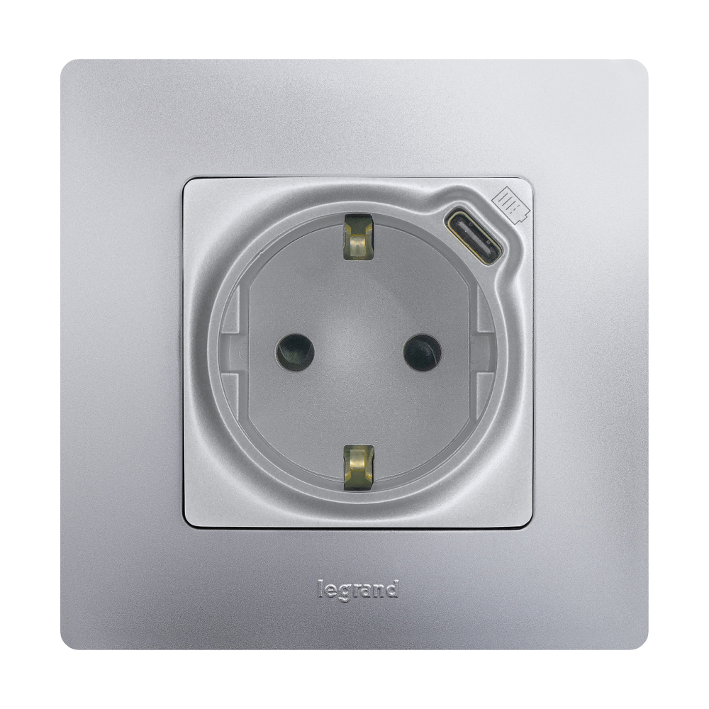 Розетка с заземлением с USB тип C со шторками 16А 250В 1500мА 7,5Вт алюминий ETIKA Legrand