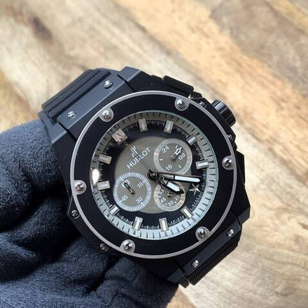 Часы Hublot