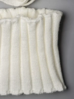 Шапка зимняя детская с помпоном на завязках и снуд