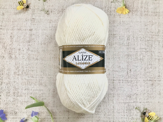 Пряжа ALIZE "Lana Gold Classic". 450 жемчужный
