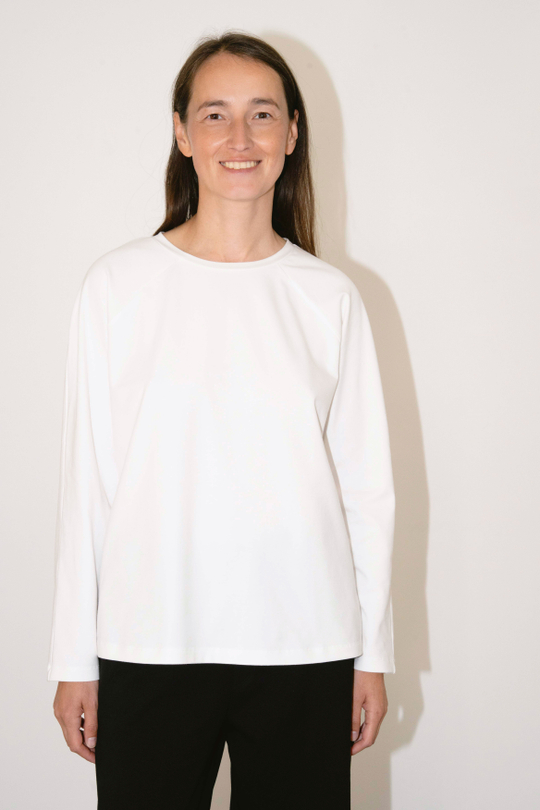 Лонгслив оверсайз силуэта с рукавами реглан | + цвета