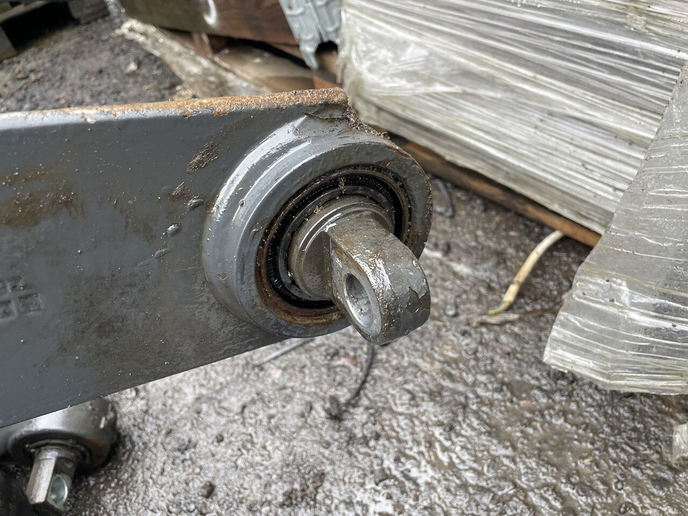 Стабилизатор задний 2023г