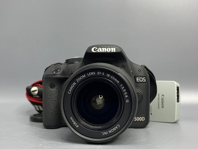 Canon EOS 500D kit 18-55mm 4.500 Кадров