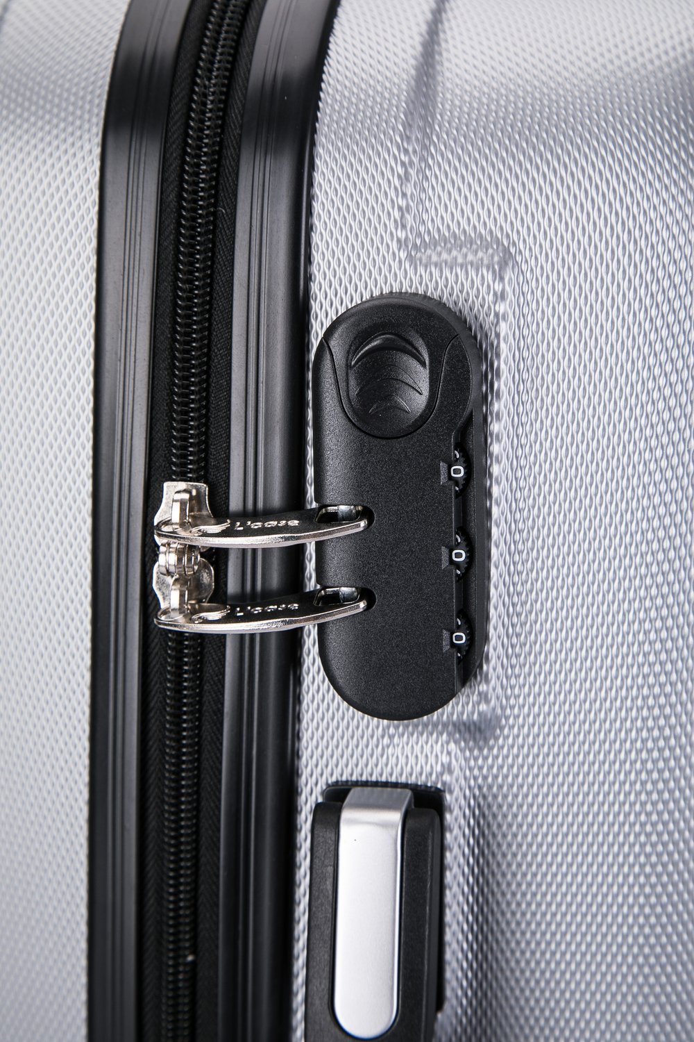 Большой чемодан L'Case Krabi, серебристый