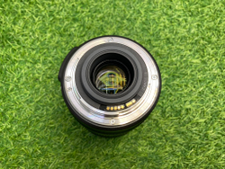 Canon EF-S 18-135mm 3.5-5.6 IS
