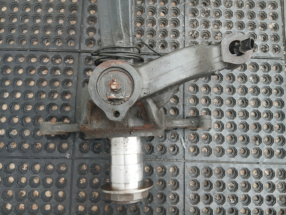 Балка передняя 2019г.