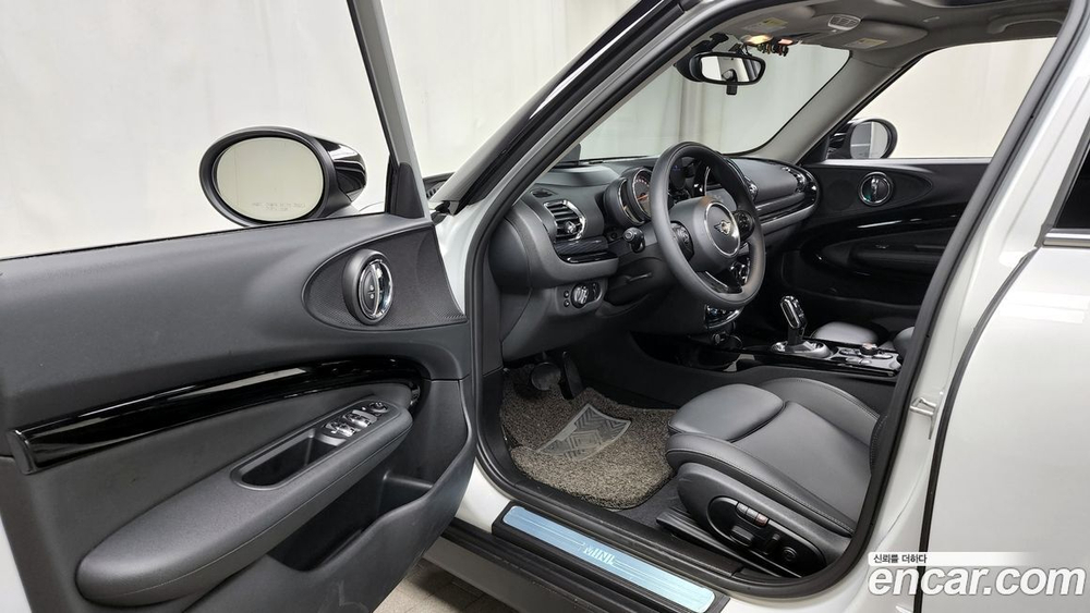 Mini Cooper Clubman High (05.2020)