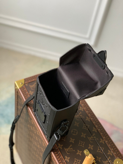 Louis Vuitton Vertical Trunk Wearable Wallet