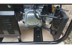 Бензиновый генератор Huter DY4000L 64/1/21