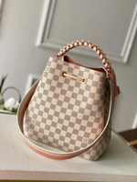 Louis Vuitton NeoNoe MM