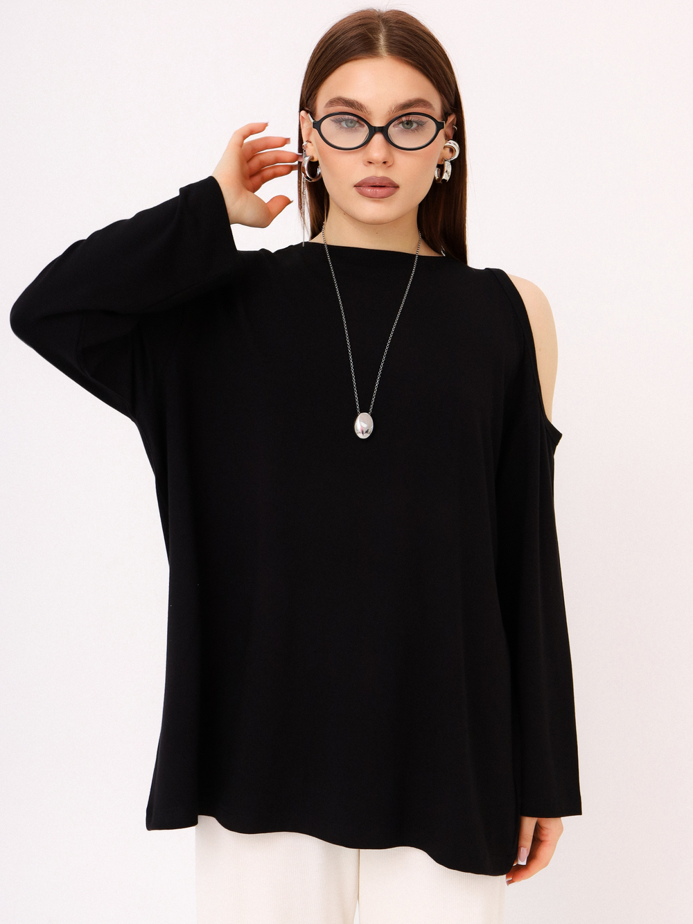 Лонгслив на одно плечо Вискоза, черный