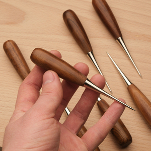 Шило круглое с ручкой из американского ореха