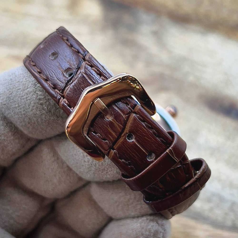 Часы Cartier