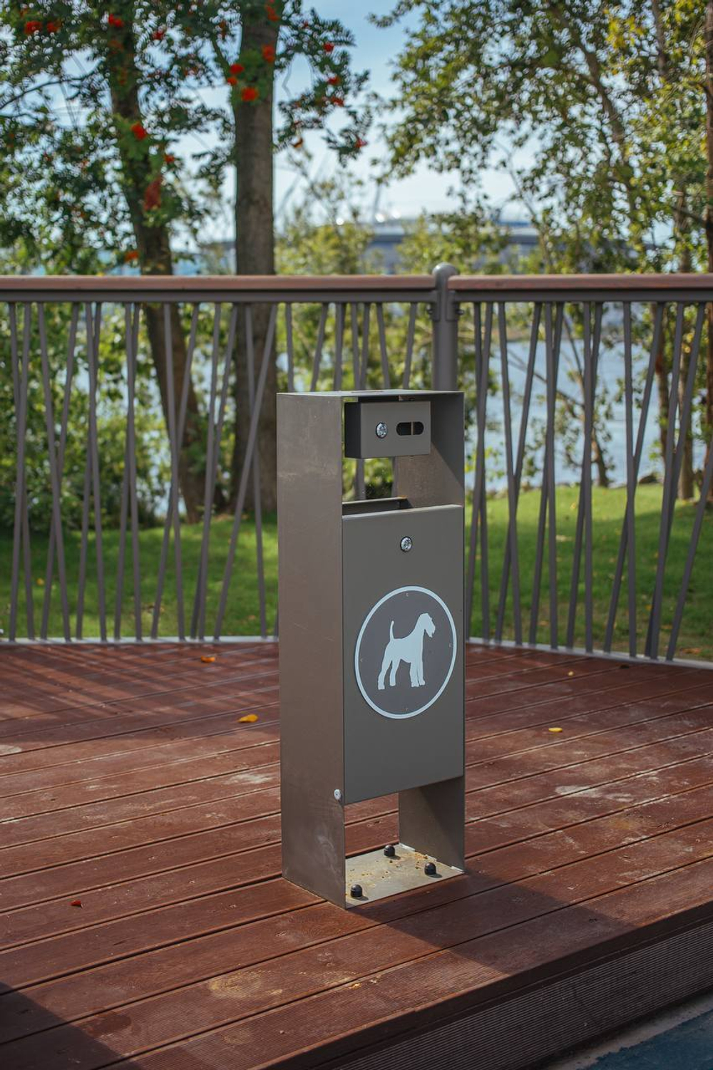 Урна доги SK00180