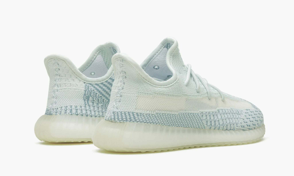 Yeezy Boost 350 V2 Kids “Cloud White”