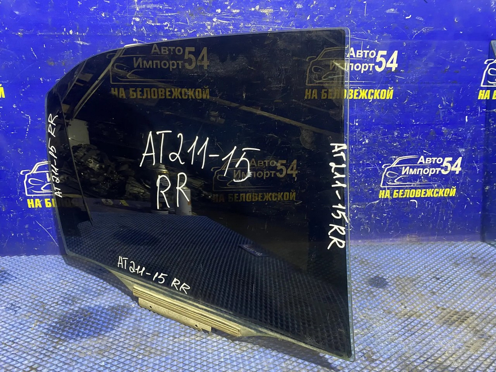 Стекло двери задней правой TOYOTA CARINA 2001