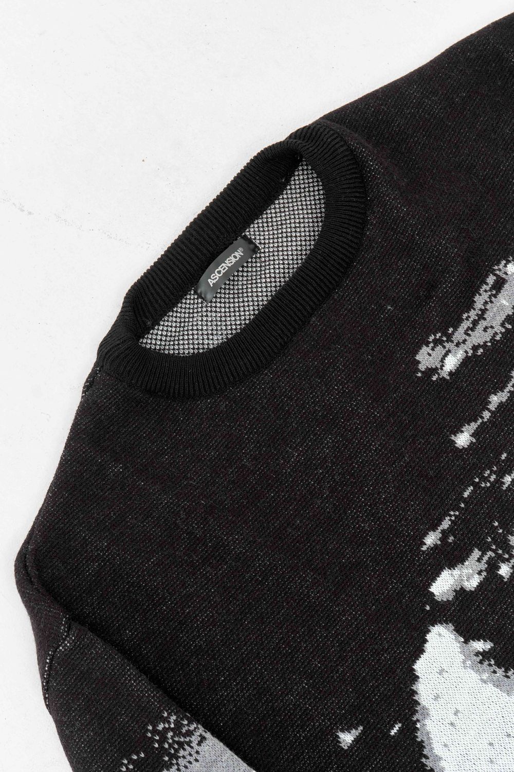 Свитер Ascension Rising angel черный