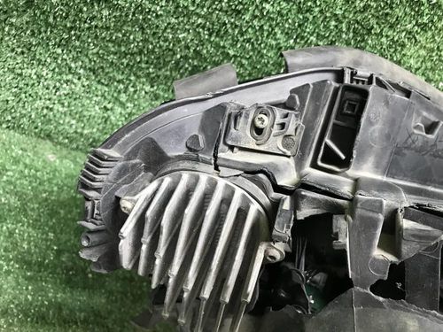 Битая Фара левая Mercedes GLS X166 (2015-2019) LED
