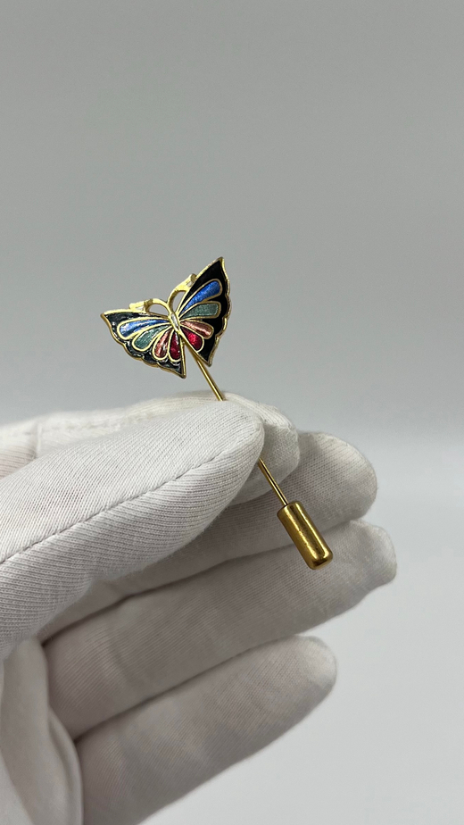 Брошь булавка Бабочка с эмалью в технике клуазоне
