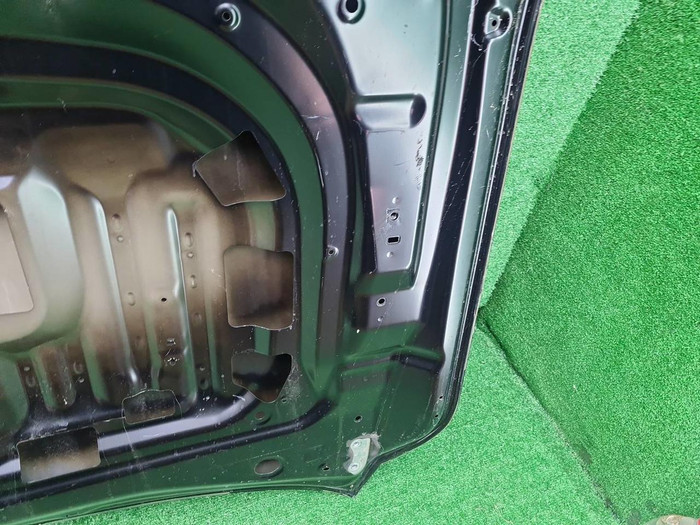 Капот Toyota Land Cruiser 300 (2021-н.в.)