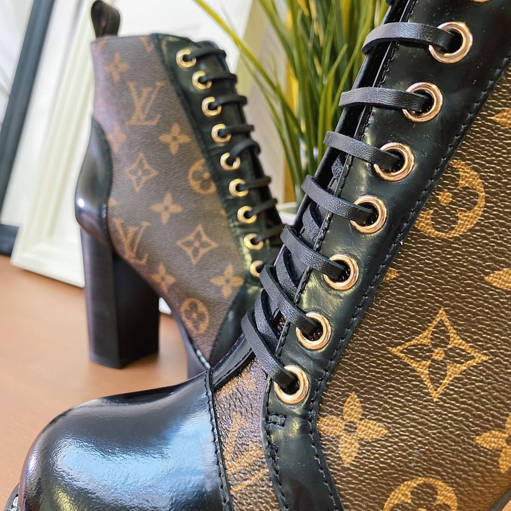 Кожаные ботильоны